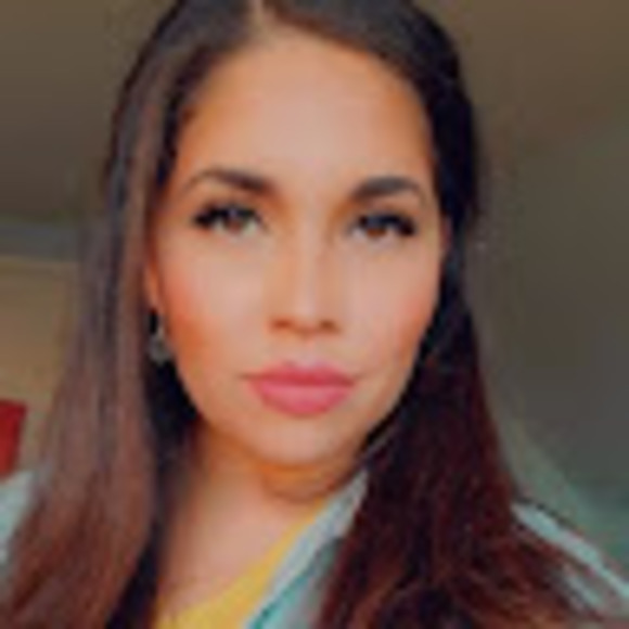 Meet your Posher, Kat - Picture 1 of 1